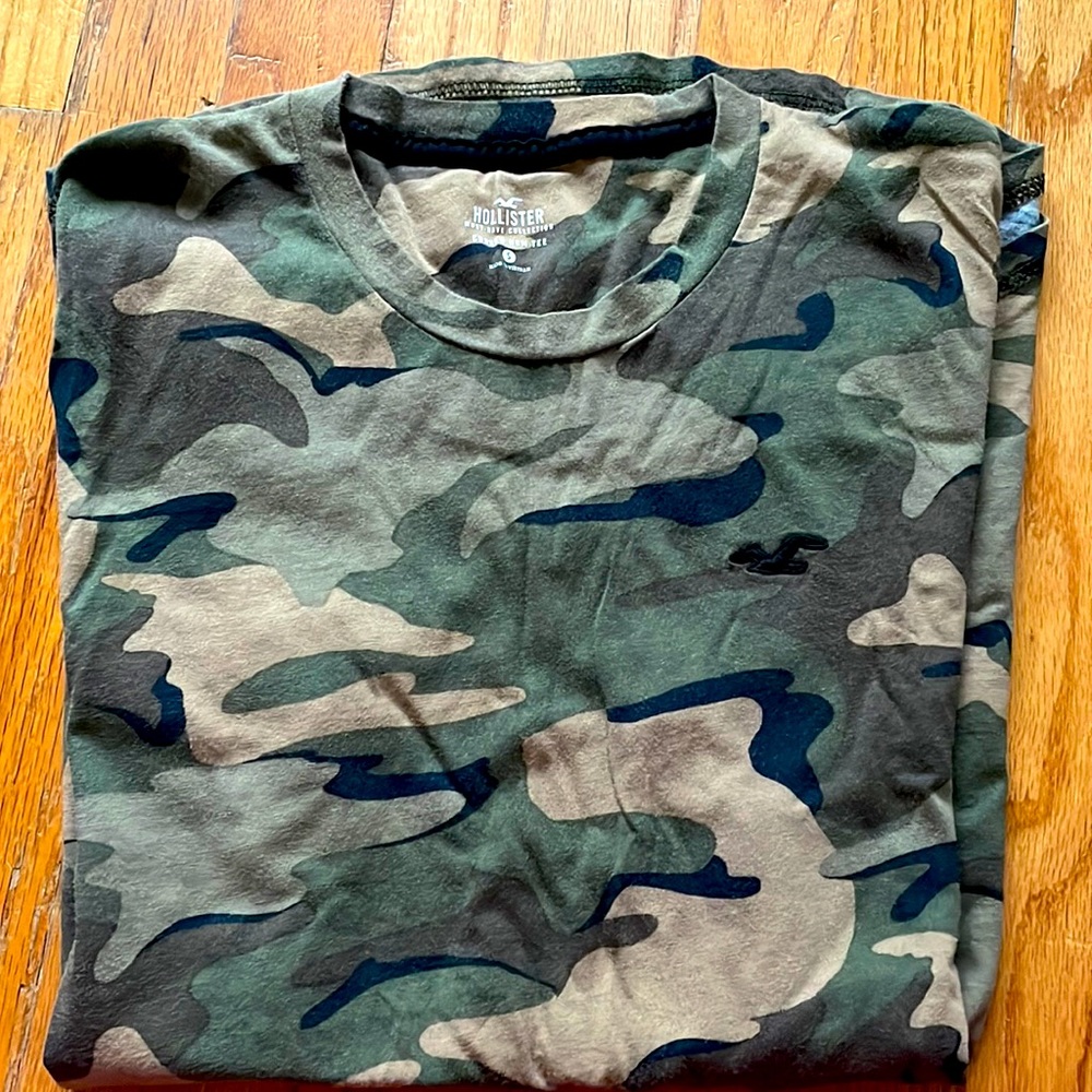 Hollister short sleeve tshirt